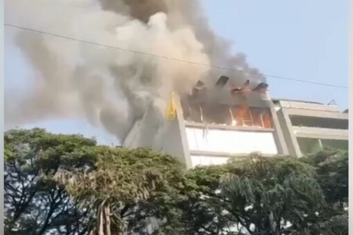 Massive Fire Breaks out at Restaurant on Building's Top Floor in Pune