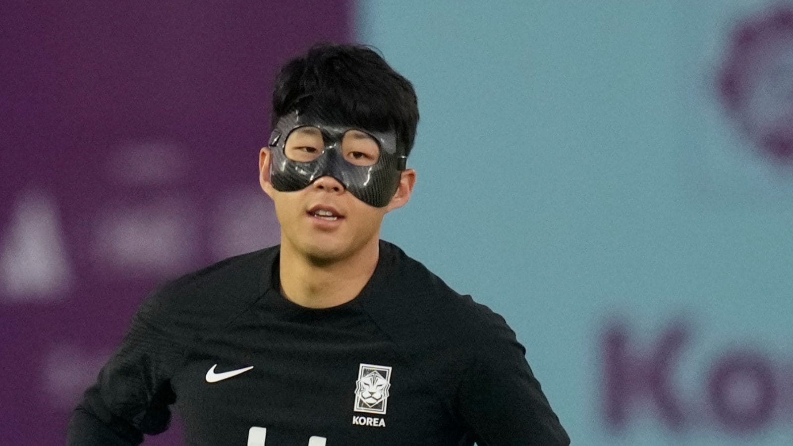 FIFA World Cup 2022 Son Heungmin Trying to Feel Comfortable With Face Mask South Korea Coach