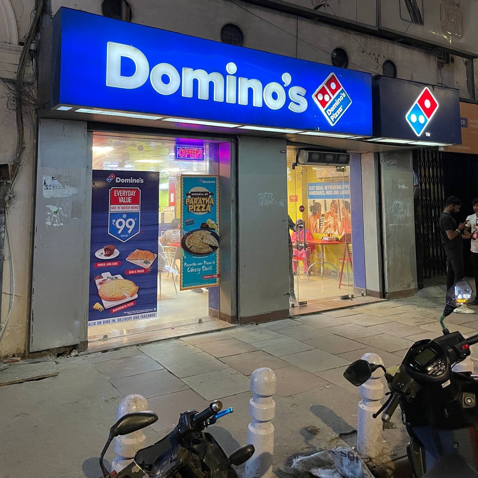 Domino's India operator Jubilant's Q1 profit falls 74% as costs bite