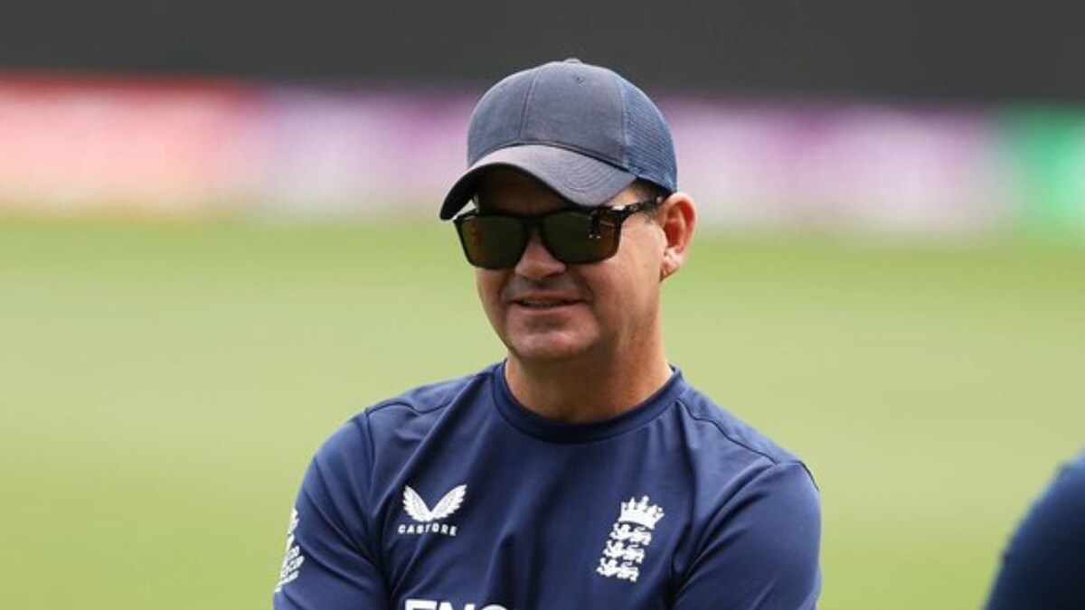 T20 World Cup 2022 Final England Whiteball Coach Matthew Mott Stands