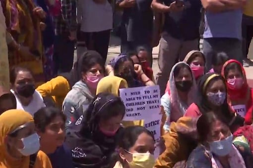 KP employees posted in valley have been protesting for the past over six months demanding their relocation from the valley to Jammu in the wake of targeted killings. (File ANI Photo)