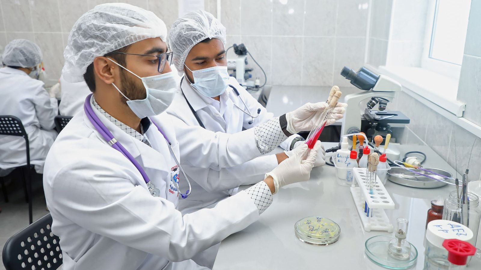 3D organs soon?  This Indian startup is bringing science to life, printing one layer of human tissue at a time| Roadsleeper.com