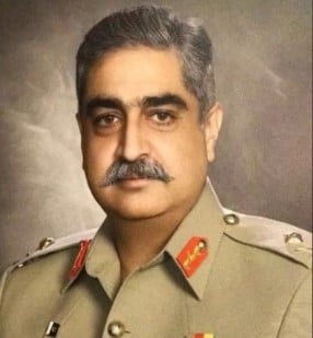 'General' Knowledge: Exclusive Details about The Top Contenders to ...