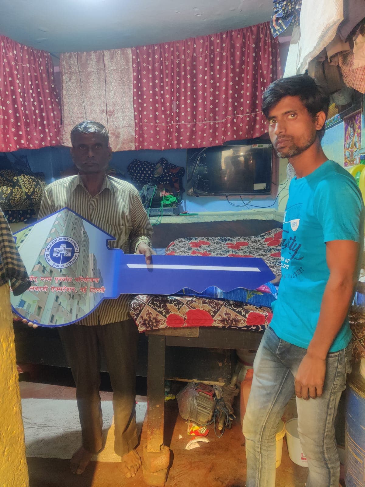 Labourer Ram Avtar and his son Babloo say they cannot thank the Modi government enough for the ‘bada badlav’ (big change) in their lives. (News18)