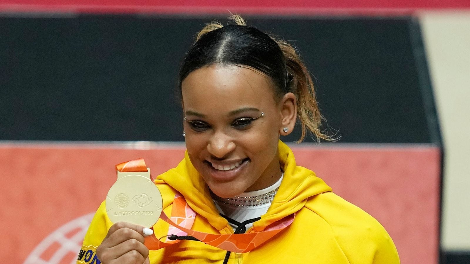 US american saying only black americans can be black. Rebeca Andrade (from  brazil), won the silver medal in the World Artistic Gymnastics Championship  today. They think she's not black, but afro latina. 