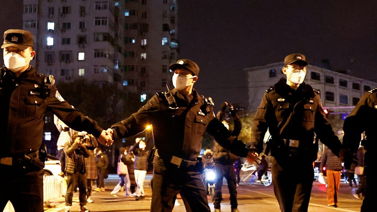 China Initiates 'Emergency' Level Censorship over Zero-Covid Protests ...