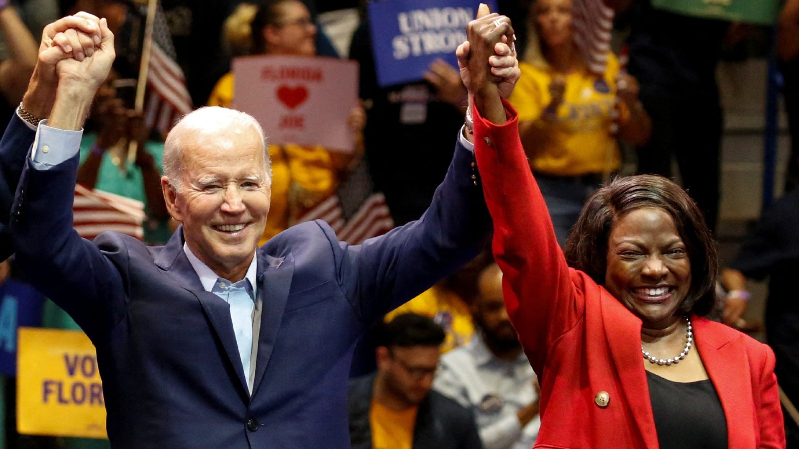 US Midterm Elections LIVE Updates: More than 40 Million Early Votes Cast Ahead of Election Day, NBC Reports