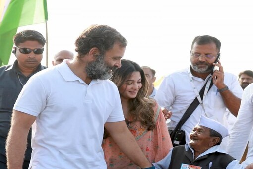 Actress Riya Sen joins Rahul Gandhi on the Maharashtra leg of Bharat Jodo Yatra. (ANI)