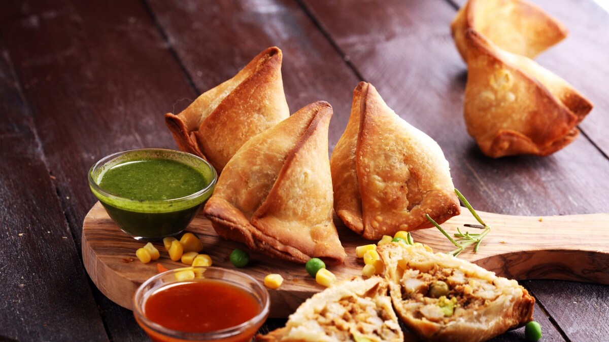 Evening Snacking Ideas for Samosa Lovers