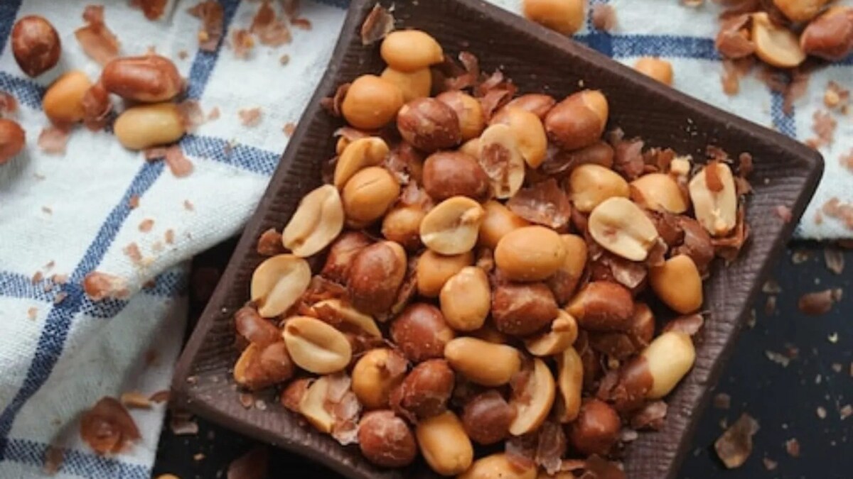 How Consumption of Peanuts May Benefit Diabetics And Cholesterol