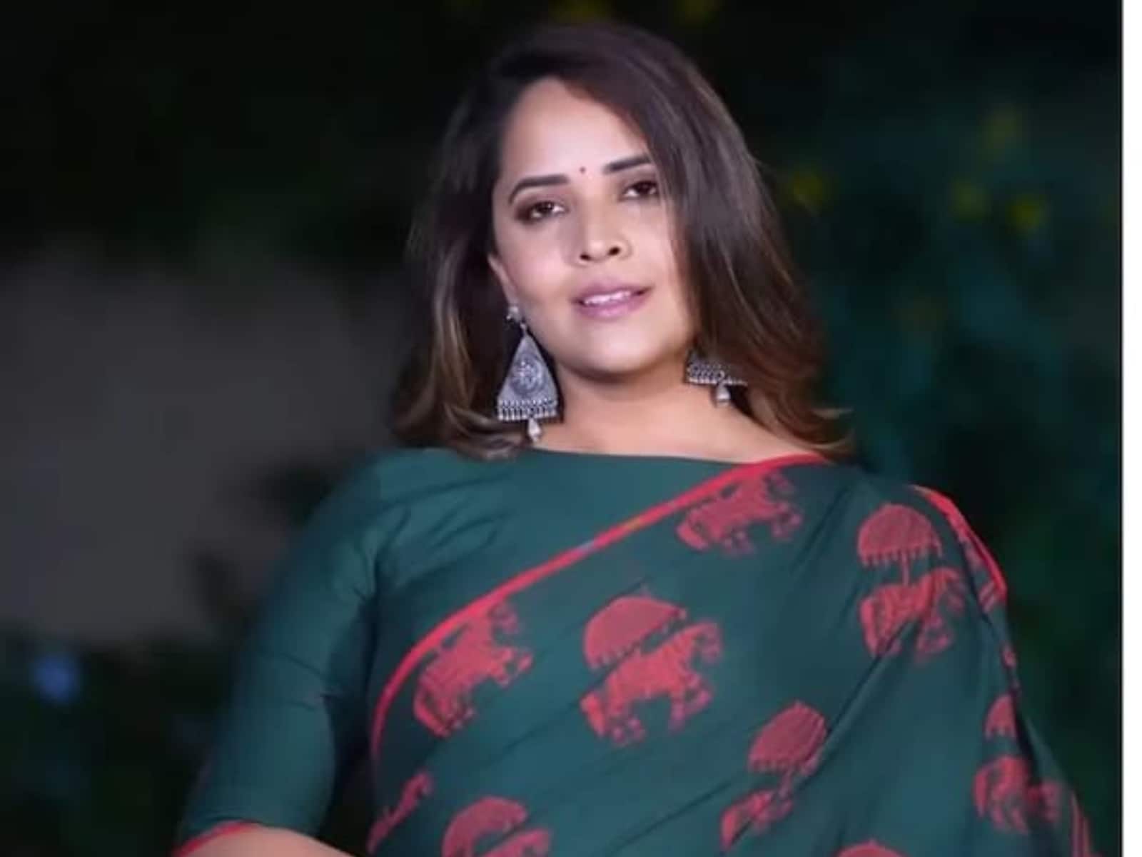 Tollywood Actress Anasuya Bhardwaj's Latest Post Leaves Netizens In Awe of  Her Beauty