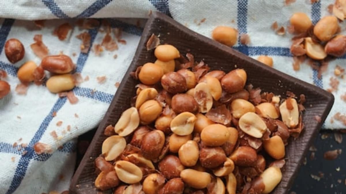 Why You Must Consume Peanuts Everyday