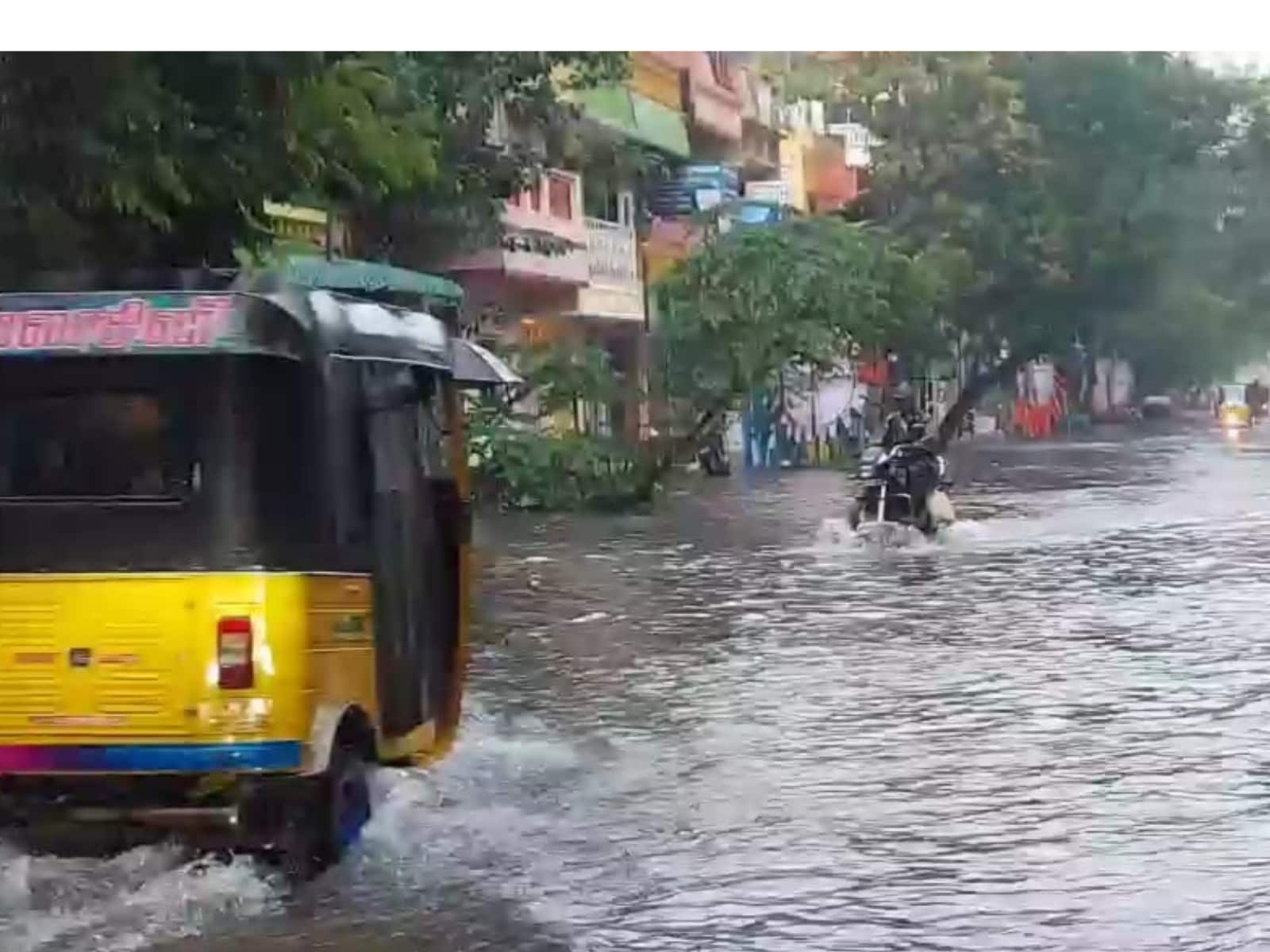 Heavy Rainfall Across Southern India Triggers Waterlogging, Schools To ...