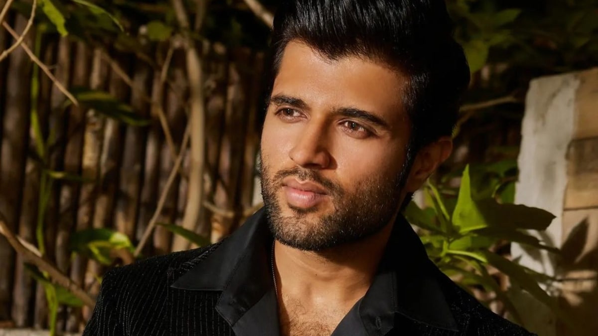 Vijay Deverakonda Appears Before ED in Liger Money Laundering Probe