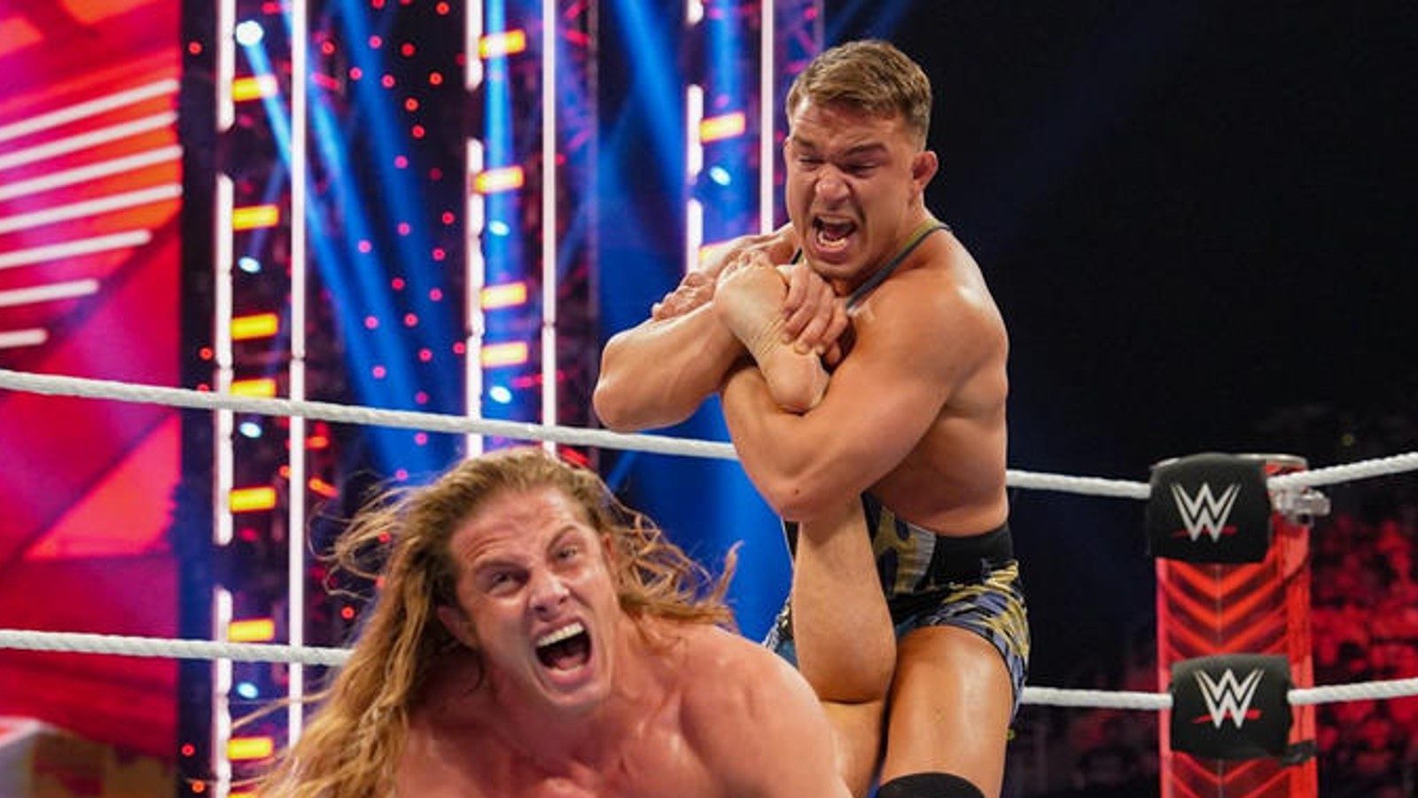 WWE RAW Result Seth “Freakin” Rollins Retain United States