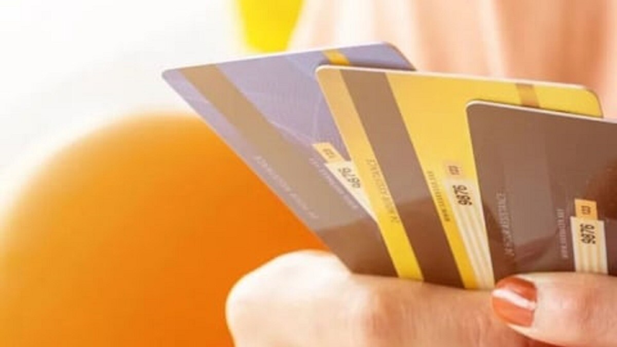 want-to-pay-credit-card-bills-with-personal-loans-all-you-need-to-know