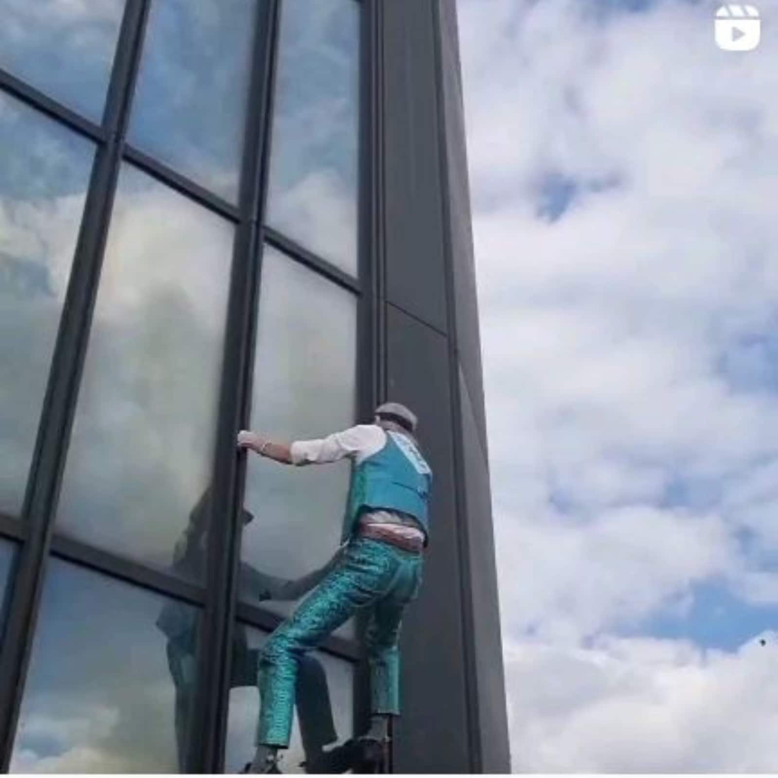 Meet Alain Robert, the 'Human Spider' Who Climbs the World's Tallest  Buildings