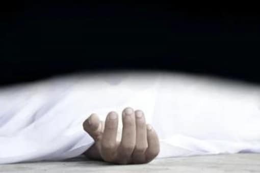 Minor Found Dead in UP's Bhadohi, Police Suspect Rape Minor Found Dead in UP's Bhadohi, Police Suspect Rape