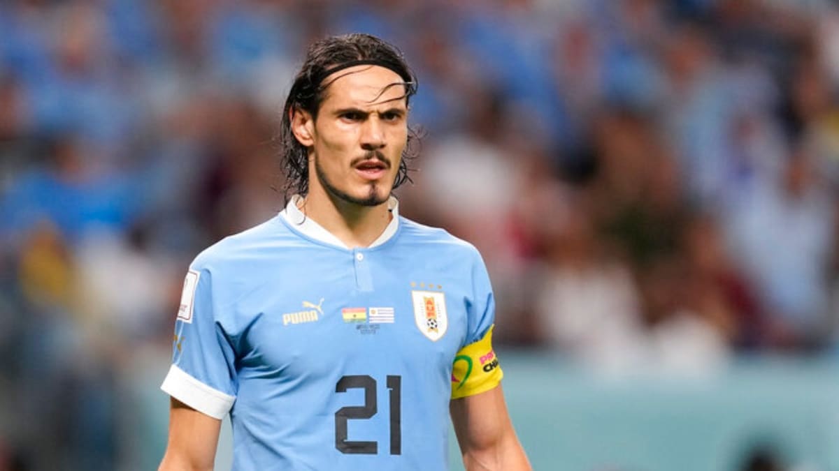 Watch: Furious Edinson Cavani Punches And Knocks Down VAR Monitor After Uruguay Crash Out of FIFA World Cup