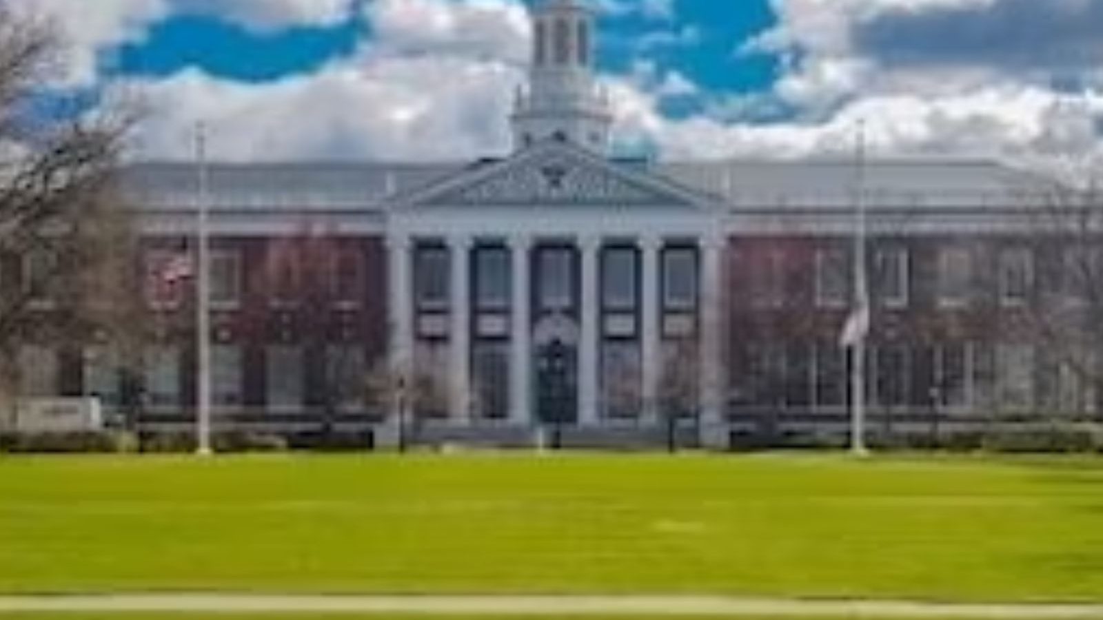 Claudine Gay to be Harvard University's First Black President, Second Woman Claudine Gay to be Harvard University's First Black President, Second Woman