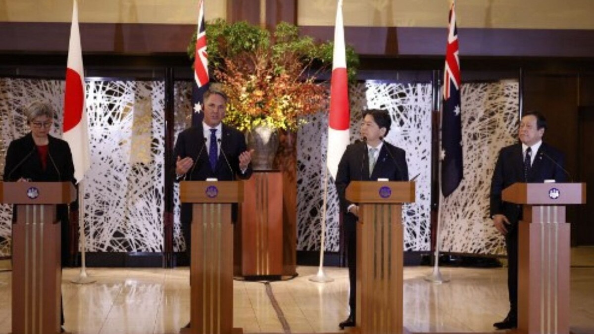 Australia, Japan to Pursue 'More Complex' Joint Military Drills