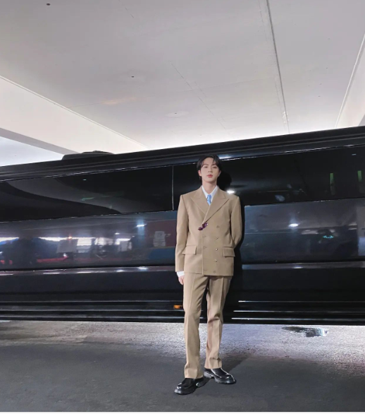 Happy Birthday Jin: 10 Style Statements of the BTS Member to Give Your ...