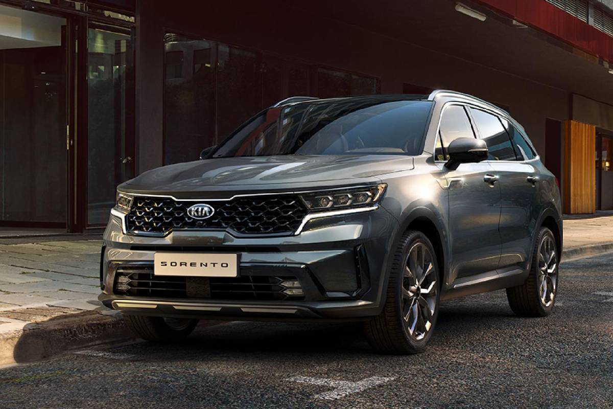 Kia at Auto Expo 2023: Next-Gen Carnival MPV and Sorento SUV Debut ...