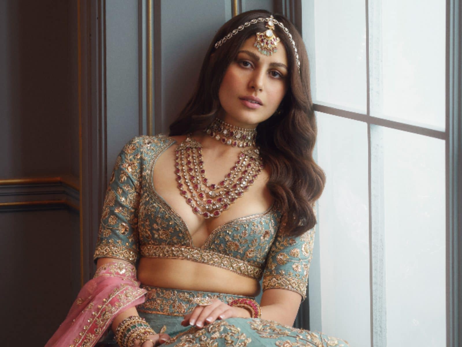 Manish Malhotra's Latest Collection Is What Pastel Dreams Are Made Of! |  WedMeGood