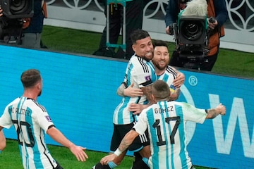 Lionel Messi scores in 1000th career game as Argentina reaches