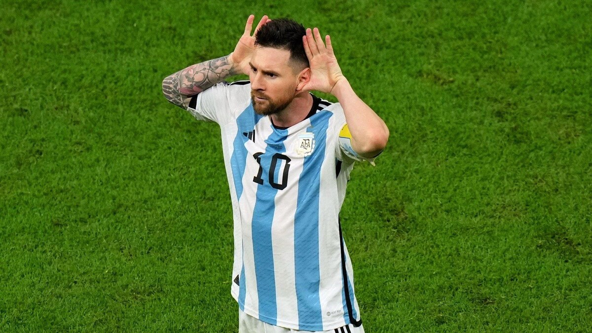 Video: Lionel Messi's Top 10 Goals in Argentina Jersey - News18