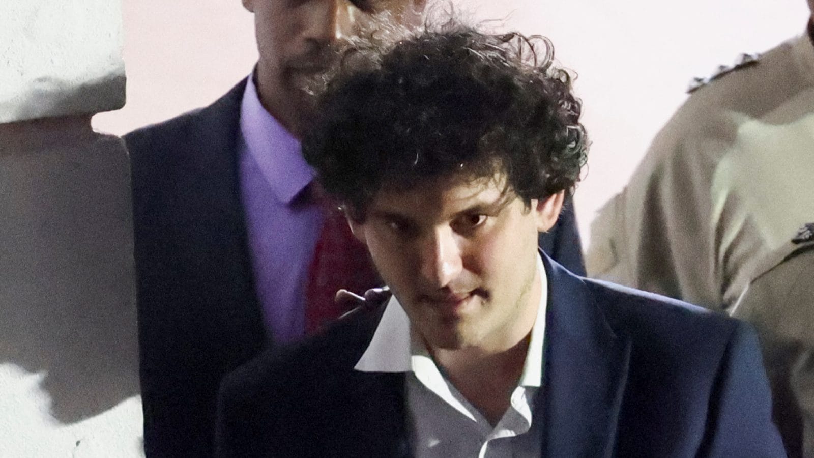 FTX Founder Sam Bankman-Fried May Not Challenge Extradition to US: Report