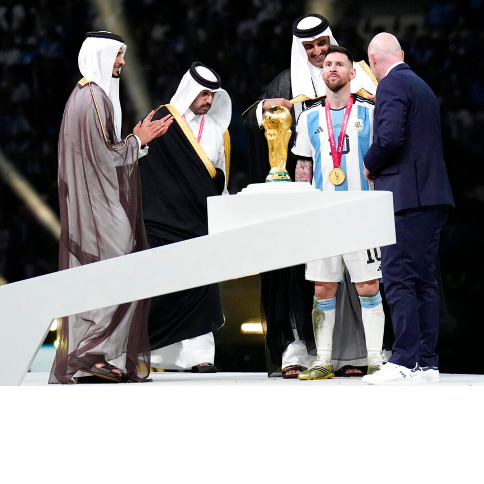 Lionel Messi being made to wear a 'bisht' during FIFA world cup final  sparks reactions from fans - Times of India