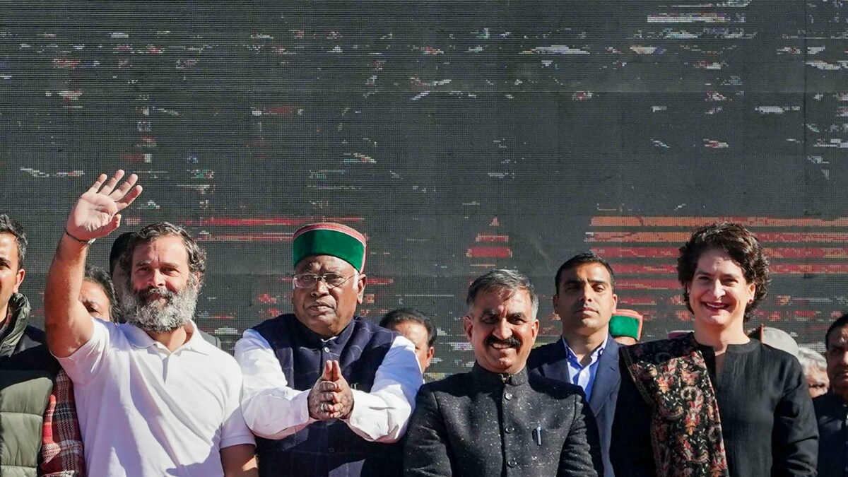 Sukhwinder Sukhu Takes Oath as 15th Himachal CM in Rahul, Priyanka Gandhi, Kharge's Presence