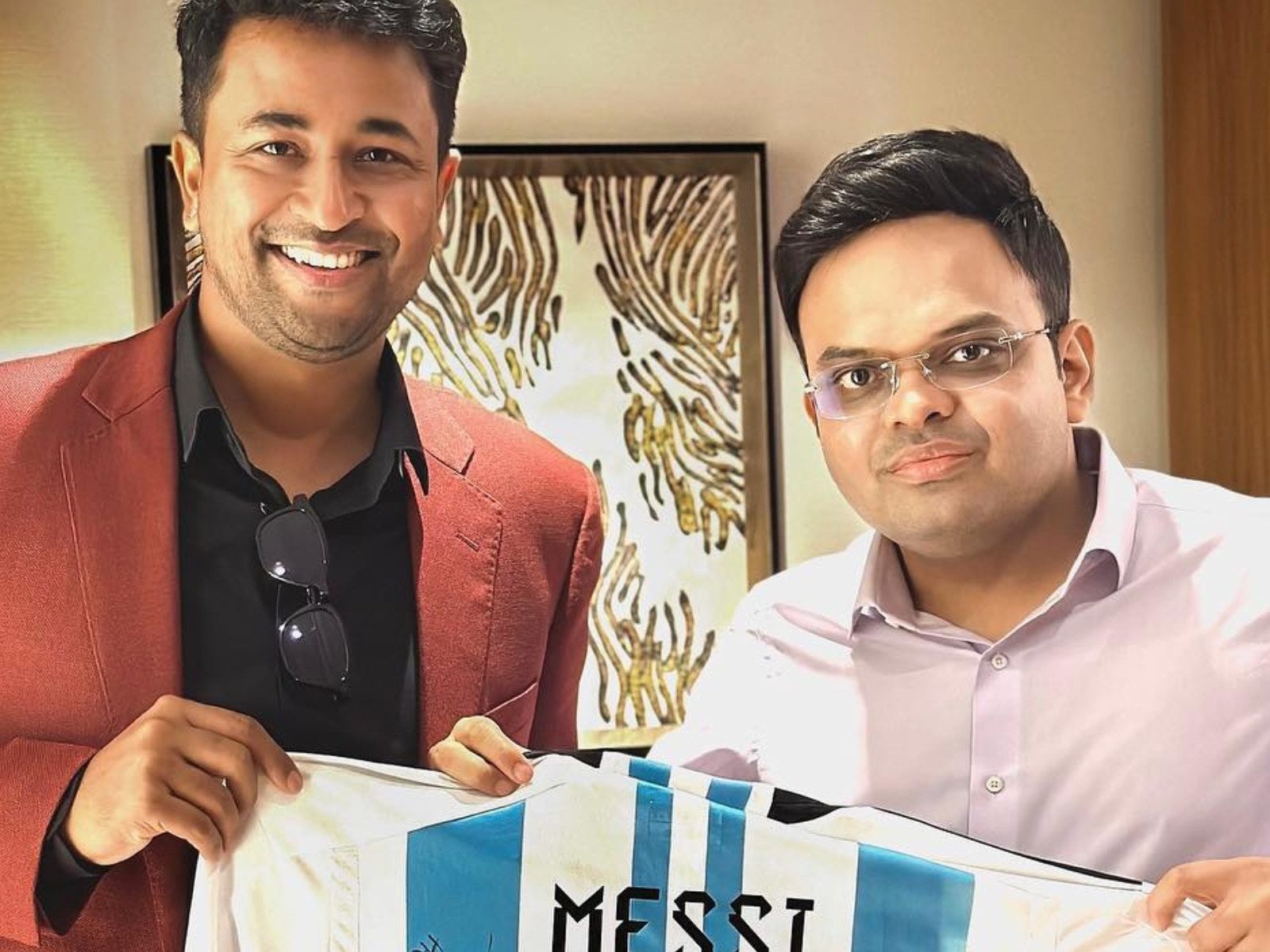 Lionel Messi sends signed FIFA World Cup jersey to BCCI secretary Jay Shah;  Pragyan Ojha shares photo : The Tribune India