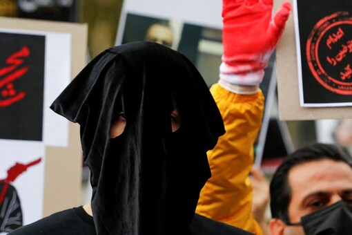Iran's morality police –- known as Gasht-e Ershad, or Guidance Patrol -- have a mandate to enter public areas to check on the implementation of the strict dress code.

(File Image: Reuters)