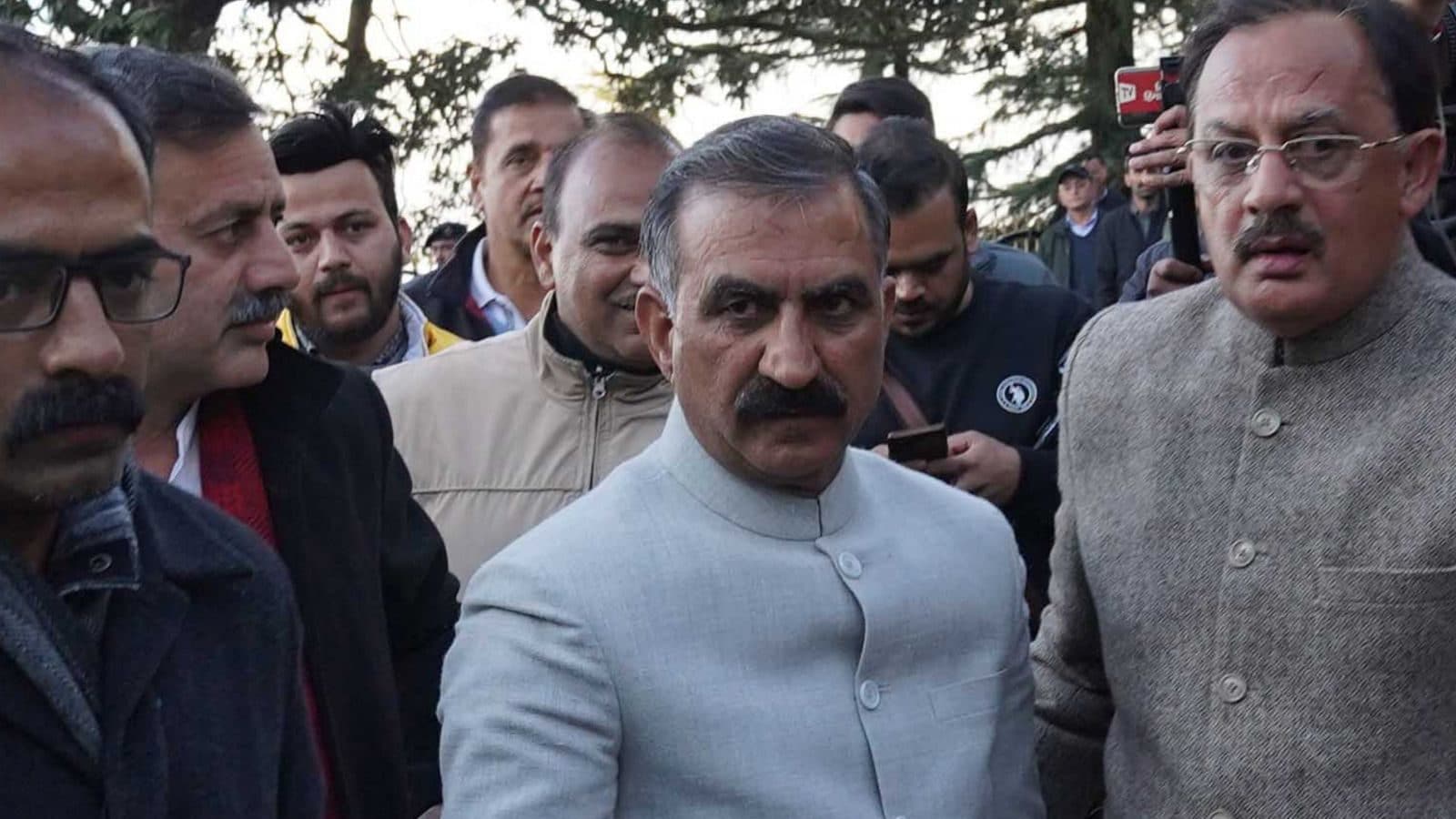 हिमाचल की नई सुक्खू सरकार जय राम शासन द्वारा स्वीकृत परियोजनाओं की समीक्षा करेगी, भाजपा ने इसे कांग्रेस प्रतिशोध बताया