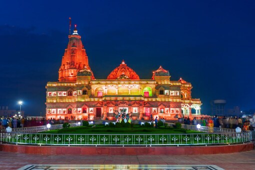 Banke Bihari Temple To Prem Mandir, Places To Visit In Vrindavan For ...