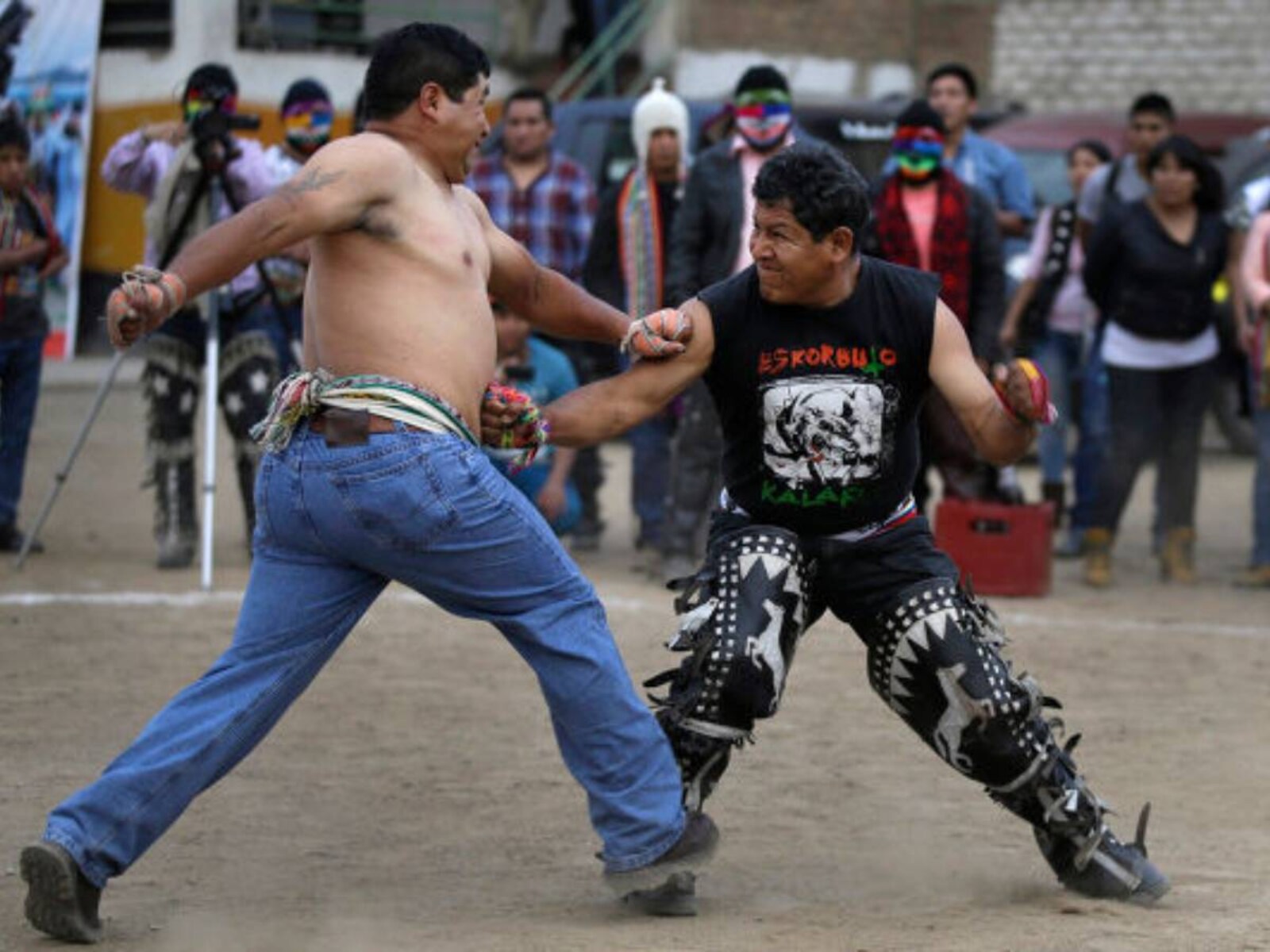 Peru's Takanakuy Festival Is All About People Fighting It Out In A Ring