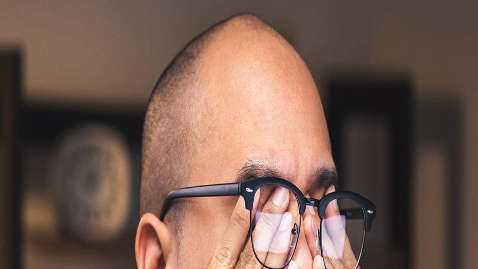 French Man Complains Of Itchy Eye, Doctors Find a Dozen Larvae In Cornea