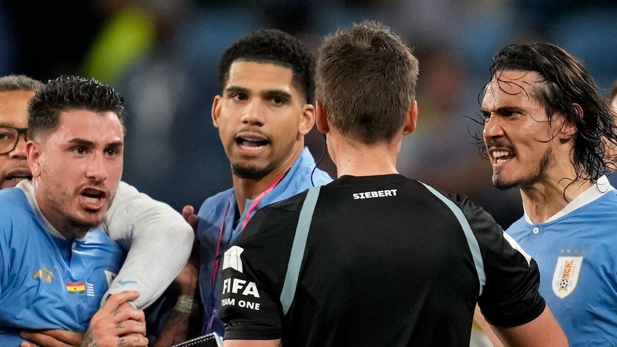 FIFA World Cup 2022: Uruguay Players Charged for Confronting Referee During Ghana Fixture