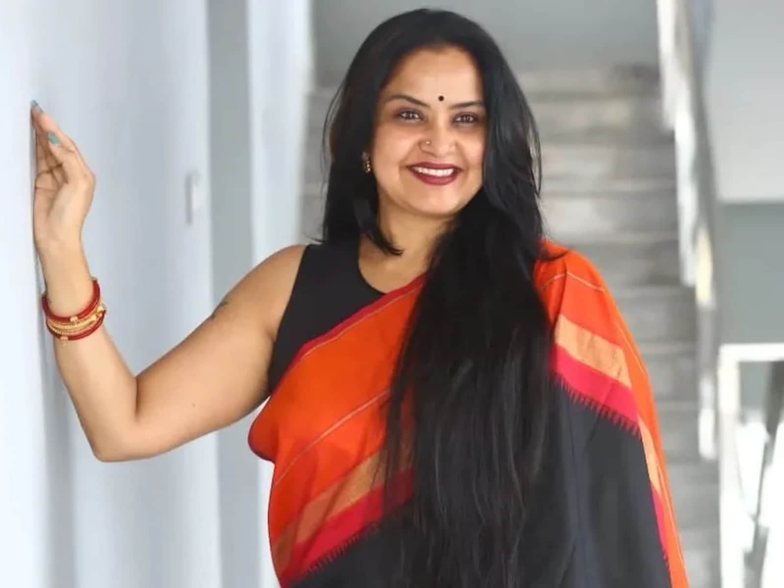 Telugu Actor Pragathi Aunty Sex - As Naresh and Pavitra Lokesh Make Relationship Public, Actress Pragathi's  Old Video Viral - News18
