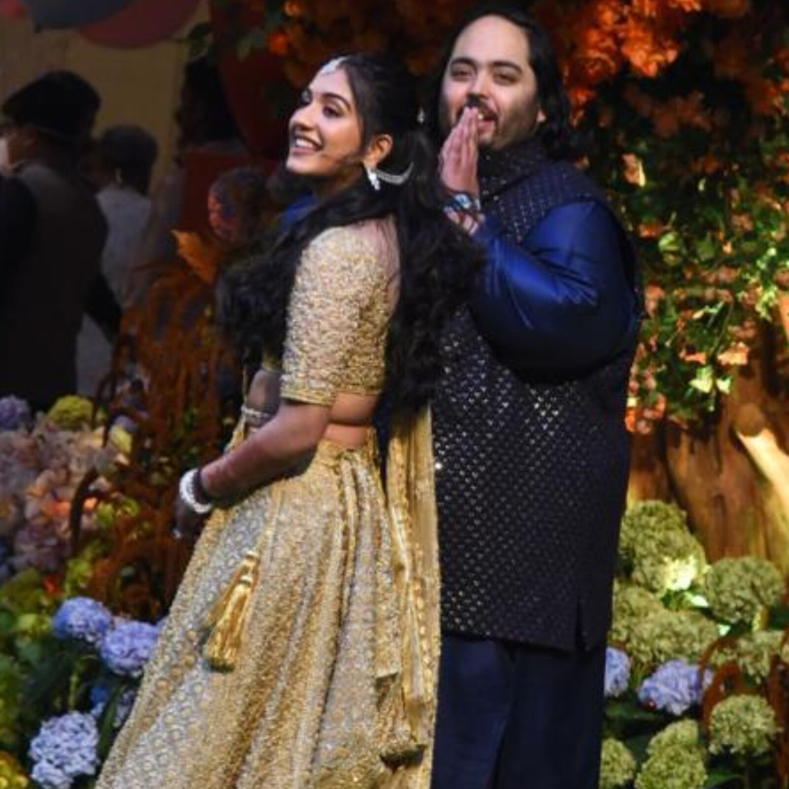 Anant Ambani, Radhika Merchant Complement Each Other In Blue, Gold ...