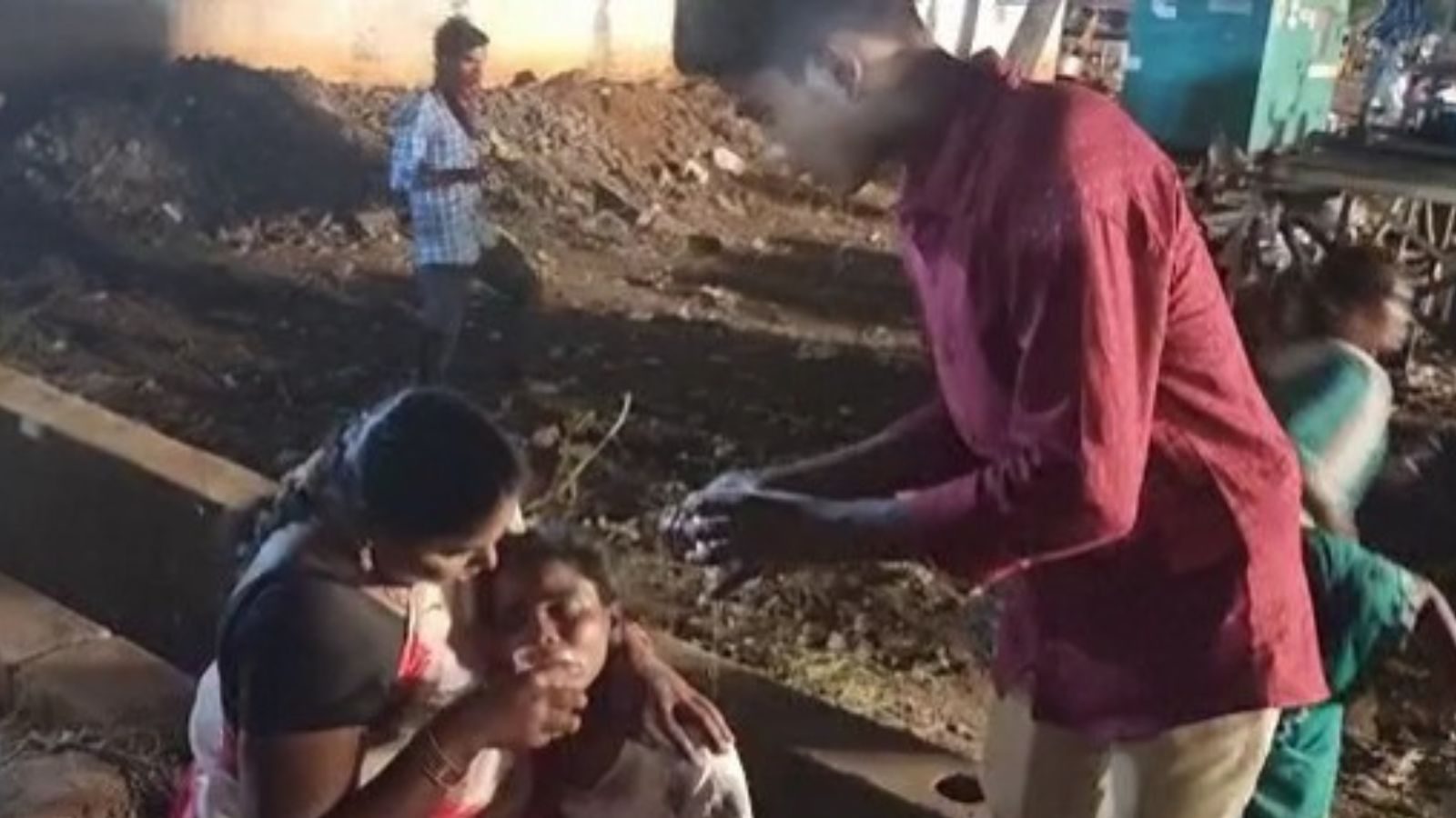 आंध्र में भगदड़ की एक और त्रासदी: टीडीपी के कार्यक्रम में हंगामे के बाद 3 की मौत, कई घायल;  नायडू ने की मदद की घोषणा