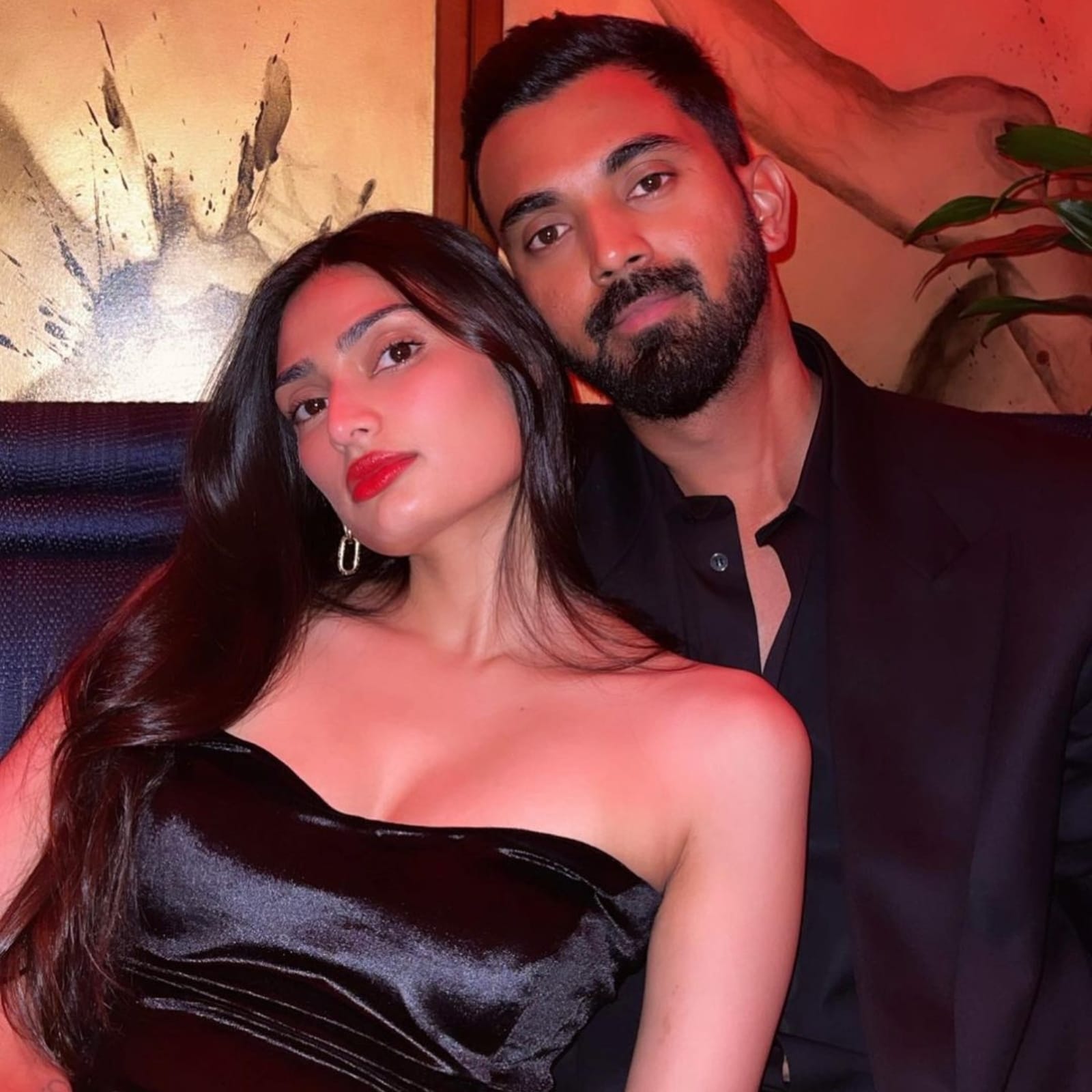 Amid Athiya Shetty, KL Rahul Wedding Rumours, Cricketer's House Decorated With Lights; Watch