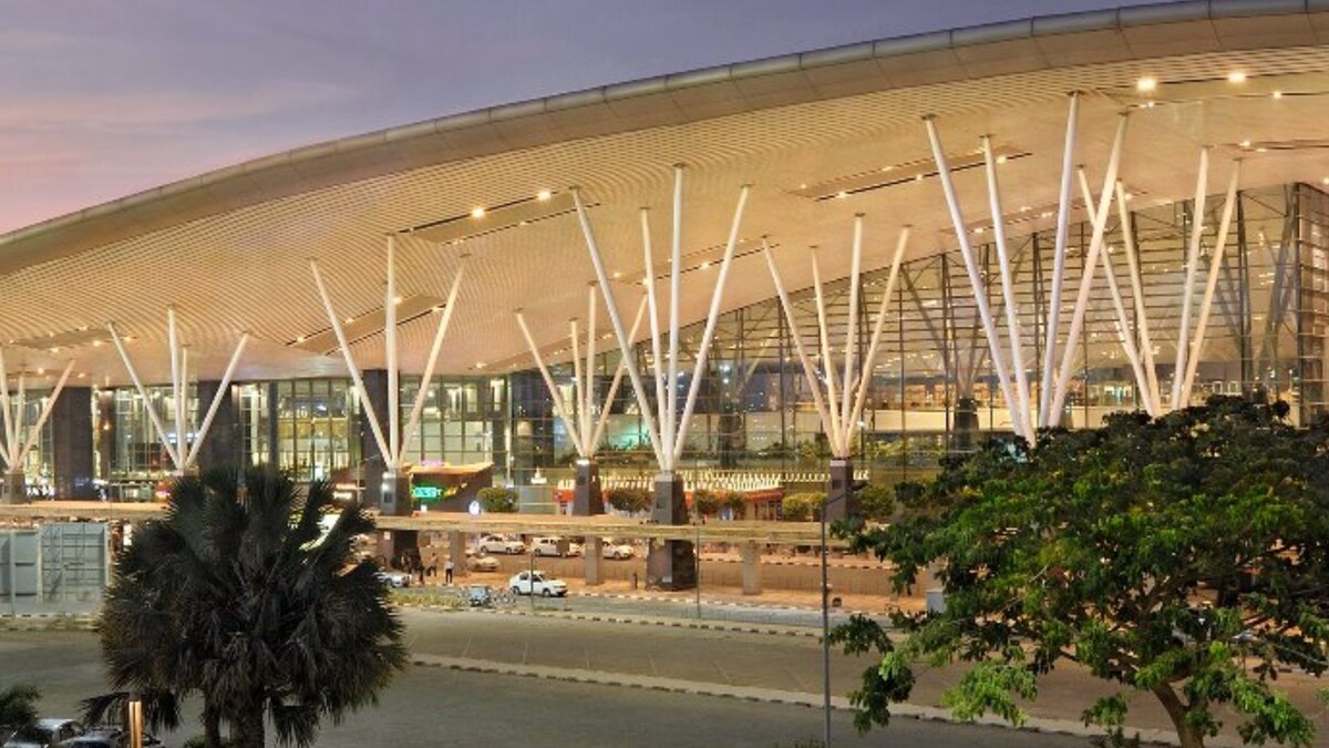 Woman's Claim of Being Asked to Remove Shirt at Bengaluru Airport 'False', CISF Tells What Actually Happened