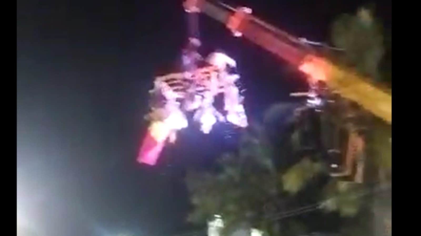 WATCH Horrifying Video Shows Crane Collapse at Temple Fest in Tamil