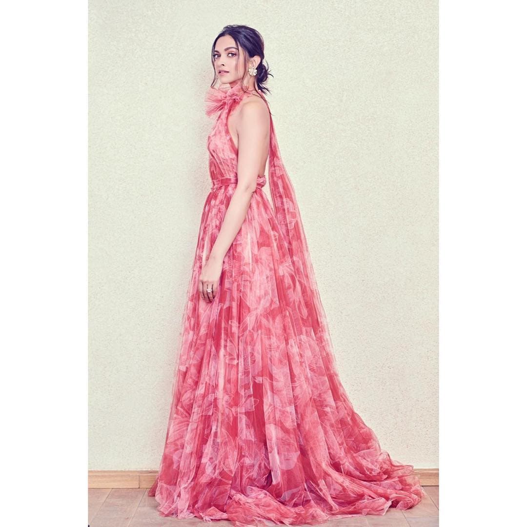 deepika pink dress Deepika Padukone Paints The World Pink At Cannes 2018! South India Fashion