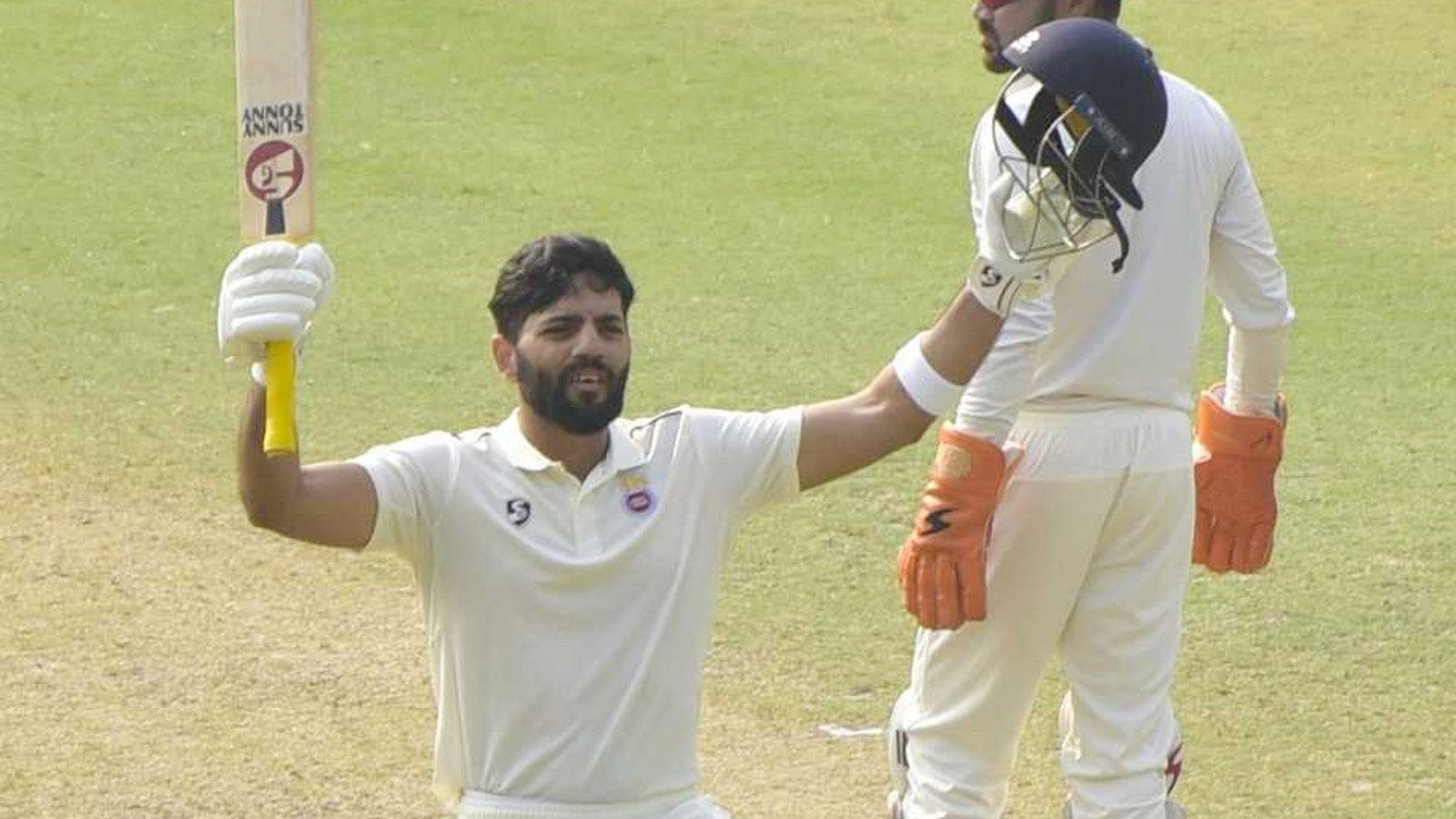 Ranji Trophy 2022-23: Dhruv Shorey Registers Ton for Delhi Against Andhra