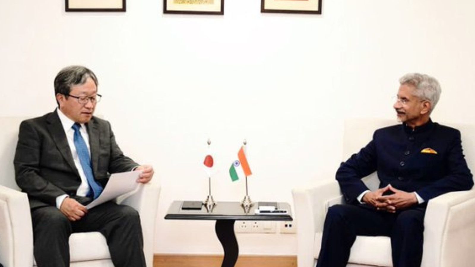 Jaishankar Meets Special Advisor to Japan PM