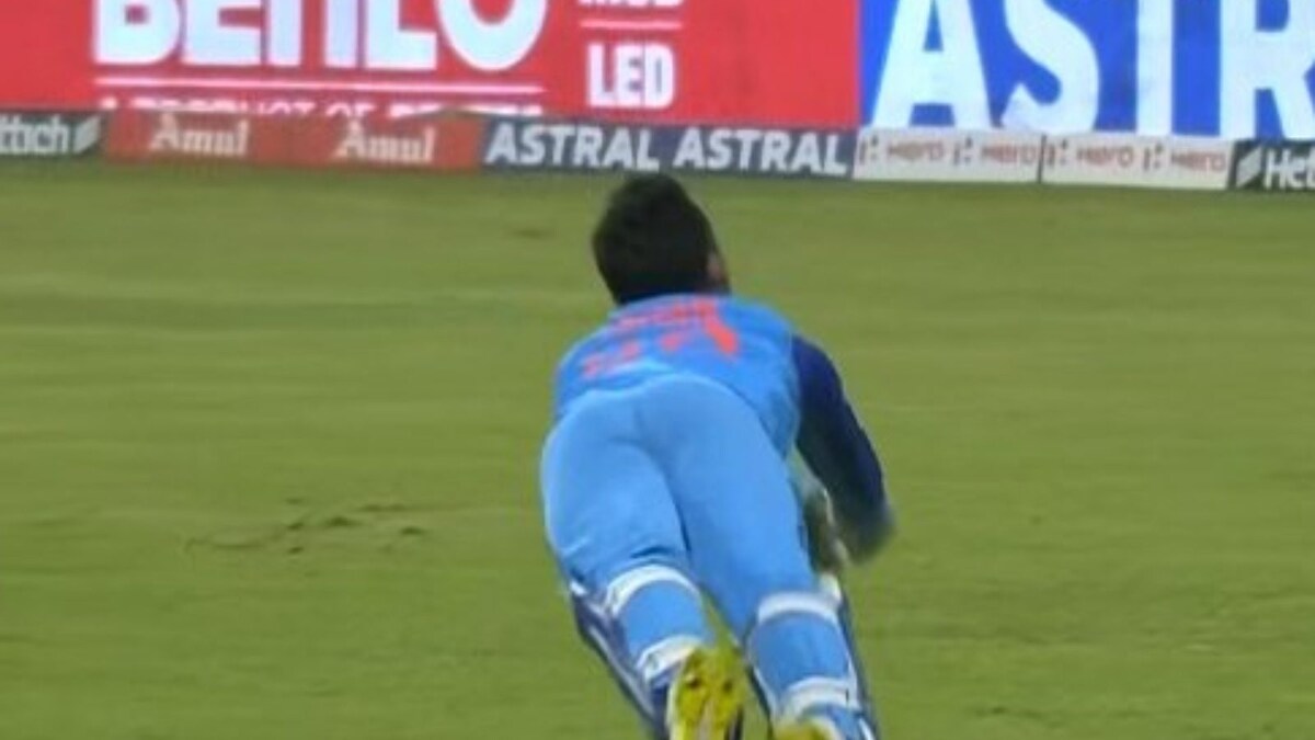 Ind Vs Sl Ishan Kishan Takes Stunning Catch Skipper Hardik Pandya